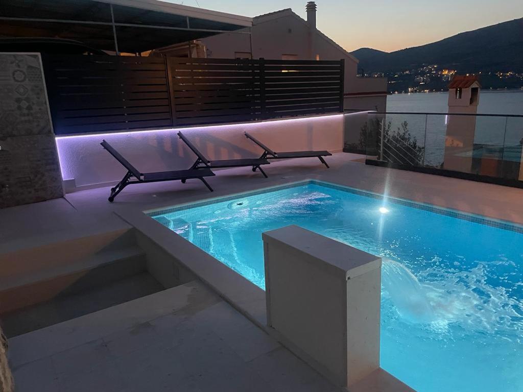 Lavanda Residence With Heated Pool Trogir Split *