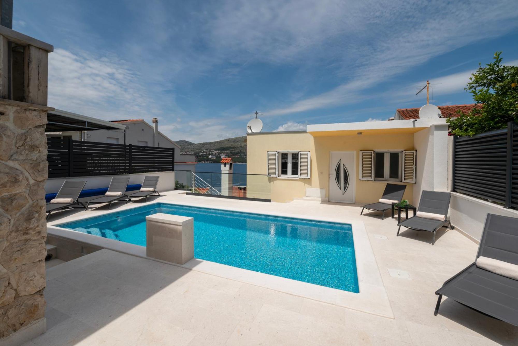 Lavanda Residence With Heated Pool Trogir Split Donji Okrug (Ciovo)