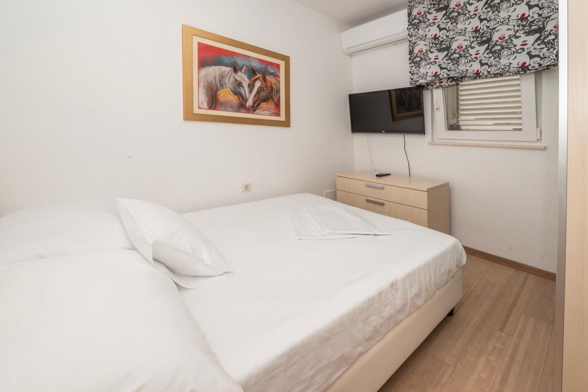 Lavanda Residence With Heated Pool Trogir Split Holiday home Donji Okrug (Ciovo)