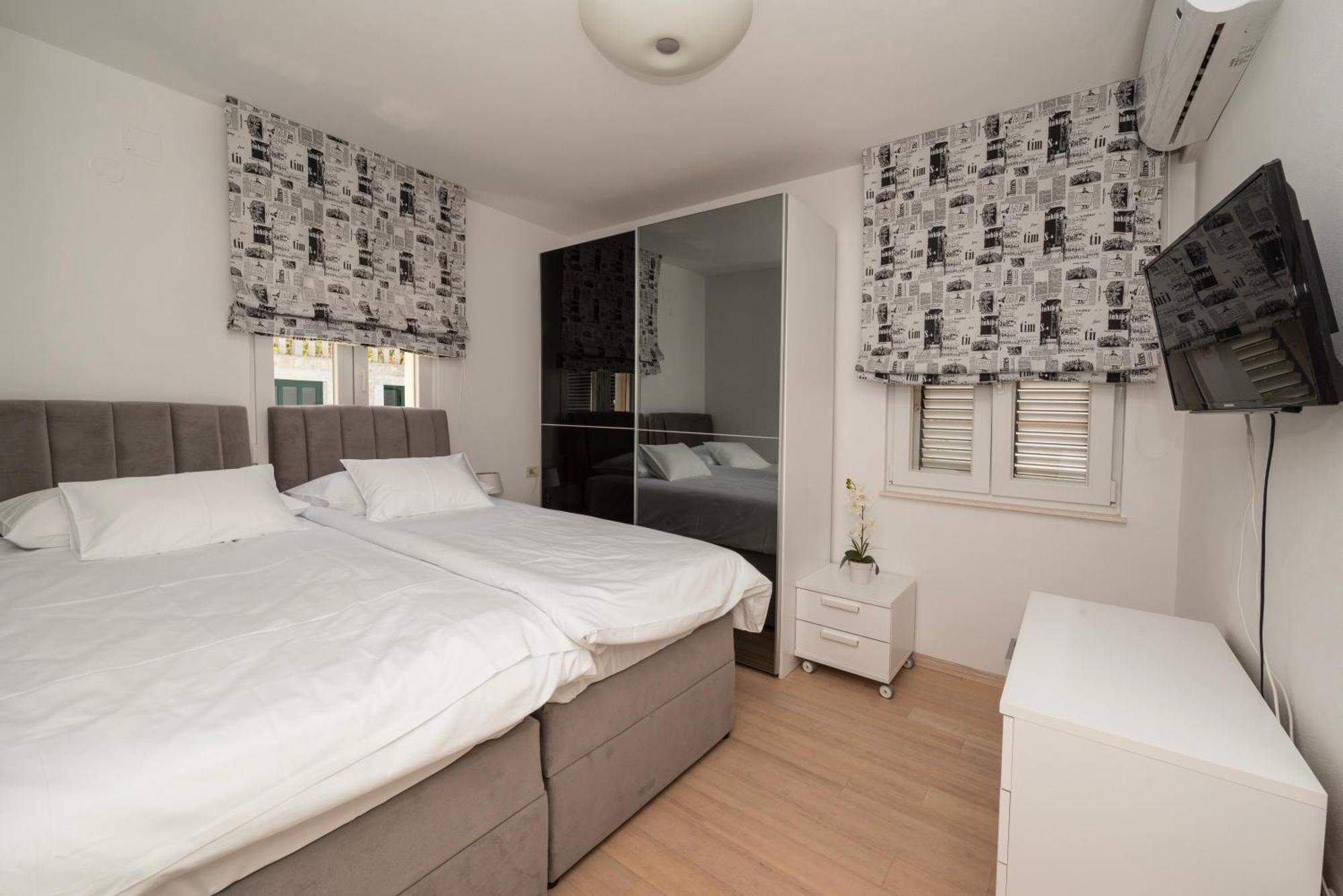Holiday home Lavanda Residence With Heated Pool Trogir Split *