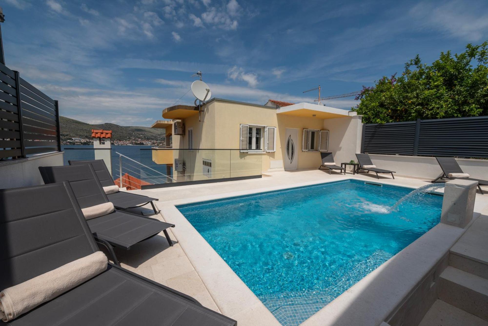 Lavanda Residence With Heated Pool Trogir Split Donji Okrug (Ciovo)