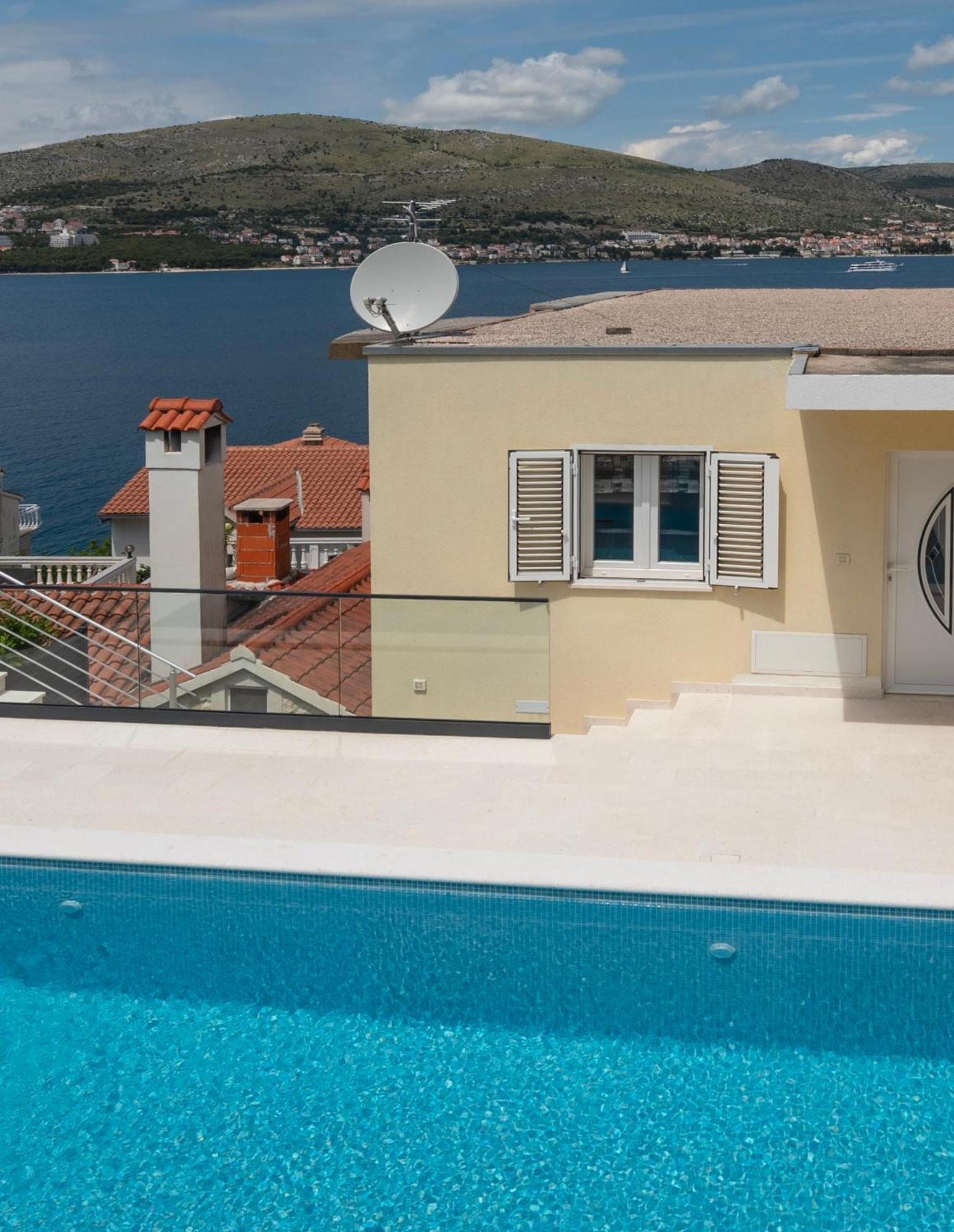 Holiday home Lavanda Residence With Heated Pool Trogir Split *